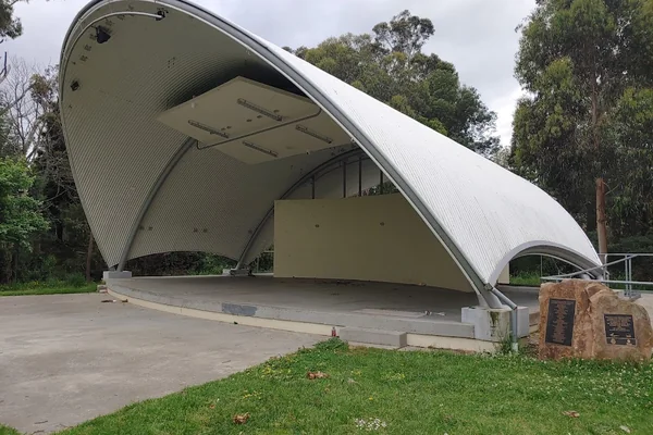 Visit Victory Park