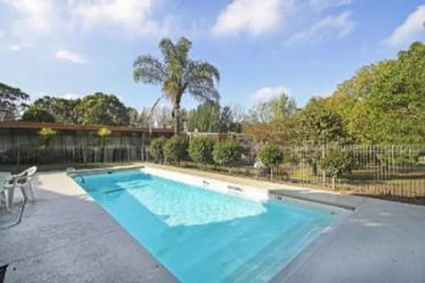 Visit Moe Parklands Motel